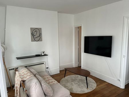 Location appartement 2 pièces, 50.00m², Ivry-sur-Seine - Photo 2