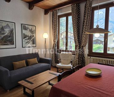 Trilocale viale Monte Bianco 67, Centro, Courmayeur - Photo 2