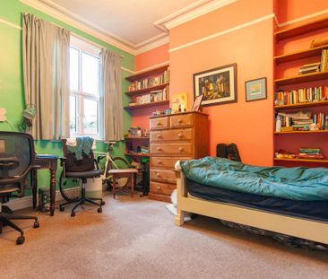 3 bedroom terraced house to rent - Photo 4