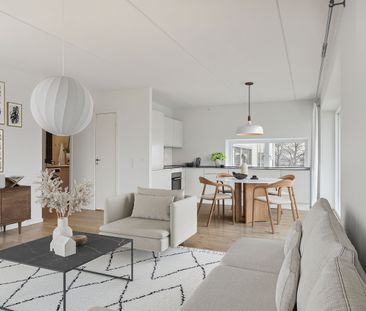 Stor bolig med direkte udsigt til gårdmiljøet - Photo 6