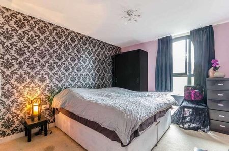 Hallsville Road, Royal Docks, E16 - Photo 5