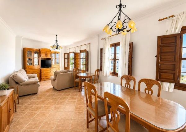 Alquiler de casa de pueblo en Calle las Huertas