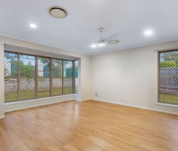 For Lease: Spacious Family Home in a Prime Shailer Park Location - Photo 3