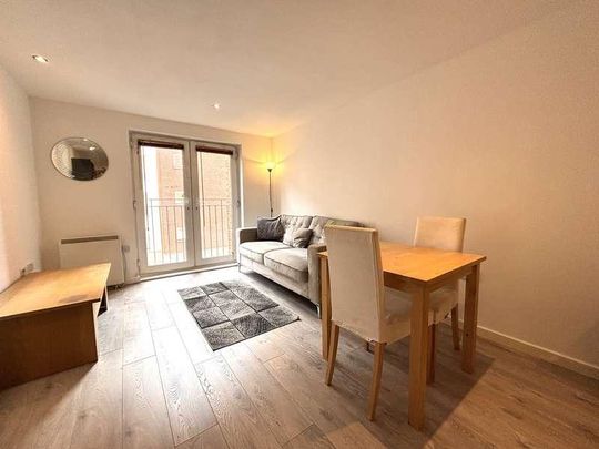 Platt House, Elmira Way, Salford Quays, Manchester, M5 - Photo 1