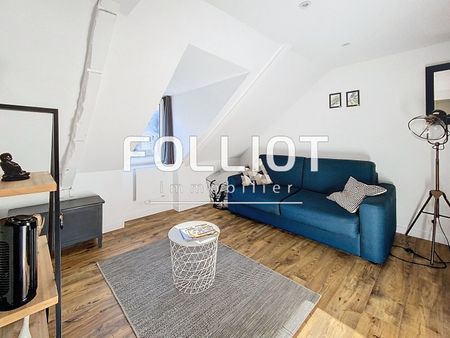 A LOUER - Appartement meublé "bail étudiant 9 mois" centre ville GRANVILLE 1 pièce 17.8 m2 - Photo 4