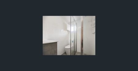 3 bedroom home with tiled floor throughout - Photo 5