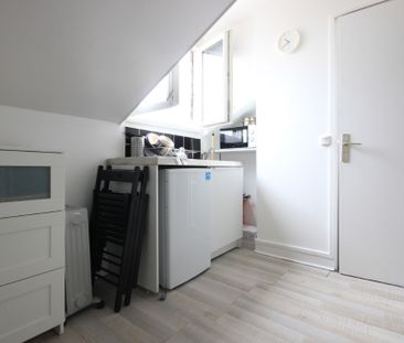 Location Appartement 1 pièce 12m² - Photo 4