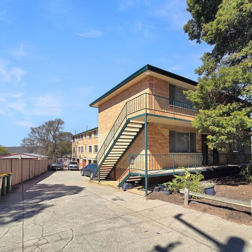 12/56 Crest Road, Queanbeyan - Photo 1