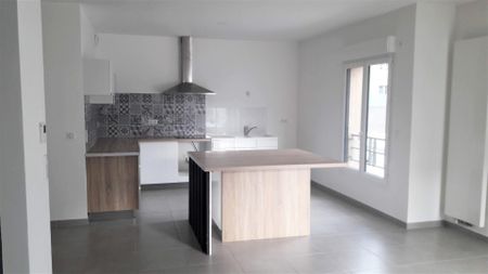 location Appartement T2 DE 66.8m² À SAINT JULIEN EN GENEVOIS - Photo 5