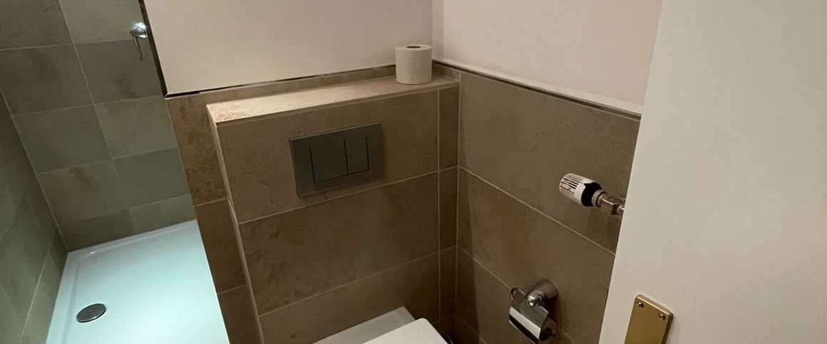 Helle, moderne Single-Wohnung in Bonn Beuel mit Einbauküche - Photo 1