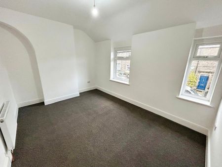 2 bedroom terraced house to rent - Photo 3