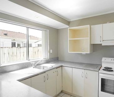 Spacious & Secure Family Living - Photo 4