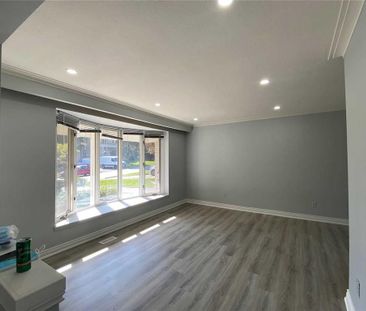 For Lease - 1 Sherwood Forest Drive, Markham, Ontario - Photo 4