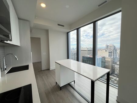 For Lease - 8 Cumberland Street Unit# 2702, Toronto, Ontario - Photo 2