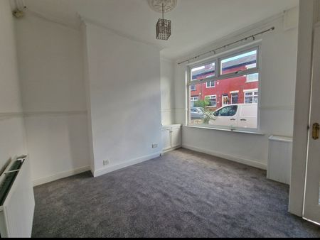 2 Bed Terraced House, Silton Street, M9 - Photo 3