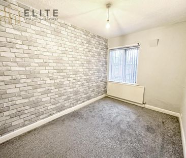 3 bedroom terraced house to rent - Photo 3