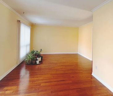 For Lease - 2673 Credit Valley Road Unit# Upper, Mississauga, Ontario - Photo 2