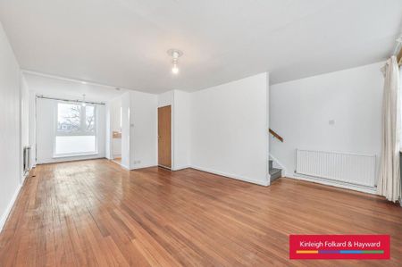 4 bedroom terraced house to rent - Photo 2