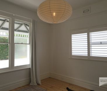 Renovated, Stylish, one bedroom unit in the heart of North Hobart - Photo 1