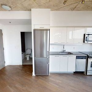 FRONT ST E & PARLIAMENT ST - ONE BEDROOM (ID#90T707) - Photo 2