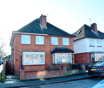 Upper Court Road, Epsom, Surrey, KT19 8RE - Photo 3