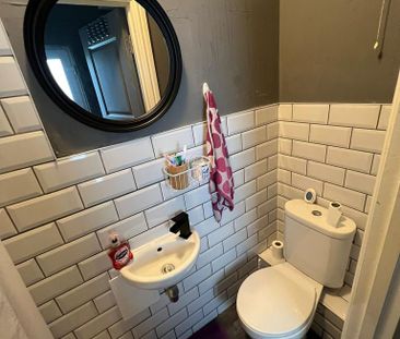 5 bedroom terraced house to rent - Photo 2