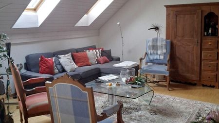 2½ Zimmer-Dachwohnung in Ebmatingen (ZH), möbliert, auf Zeit - Photo 2