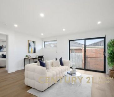 Available 28th Nov 2025 - Photo 4