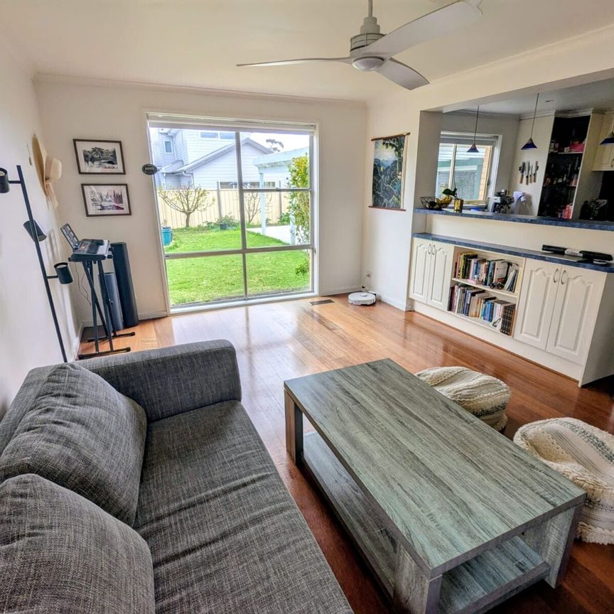 Sunshine West - Photo 1