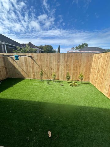 SUNNYVALE, 3 BEDROOMS - Photo 3