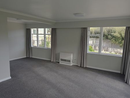 98 Melbourne Road, Island Bay Wellington 6023 - Photo 2
