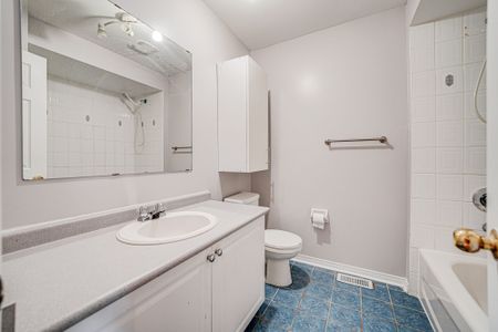 For Lease - 146 Billingsley Crescent, Markham, Ontario - Photo 3