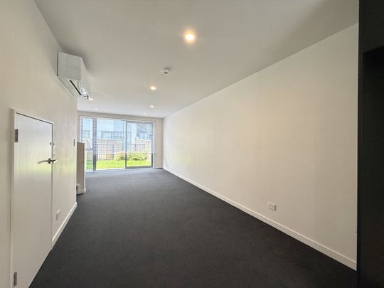 3 Bedroom Townhouse in Petone - Photo 1