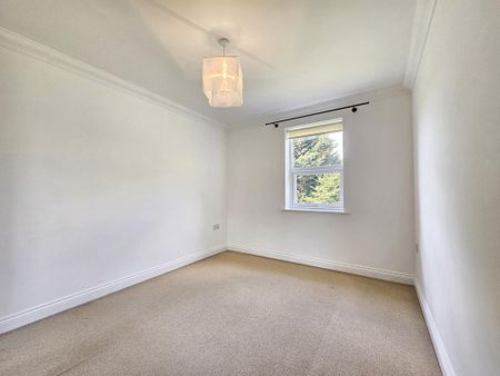 2 bedroom maisonette to rent - Photo 4