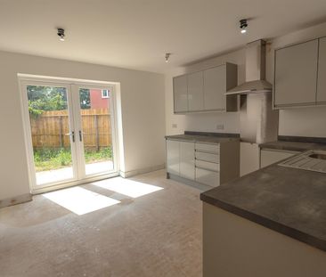 New Lords Court, Lords Lane, Studley - Photo 3