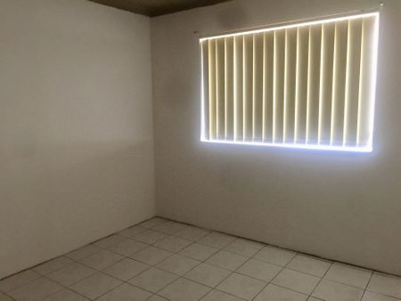 Spacious 3-Bedroom Unit - Prime Cabramatta Location - Photo 2