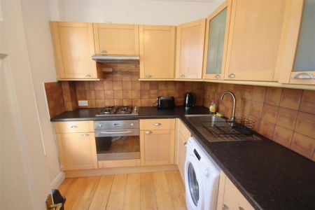 1 bedroom flat to rent - Photo 4