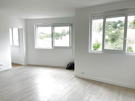 Location Appartement 1 pièce 29m² ORSAY 91400 - Photo 4