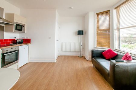 1 bedroom flat to rent - Photo 3