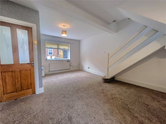 2 bed terraced house to rent in Chapel Street, Middlesbrough, TS6 - Photo 1