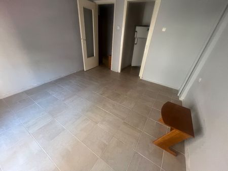 Studio/Γκαρσονιέρα για ενοικίαση Παλιά Πόλη (Δράμα) - Photo 3