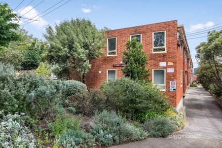 8/2 The Vaucluse, Richmond VIC 3121 - Apartment For Rent | Domain - Photo 3
