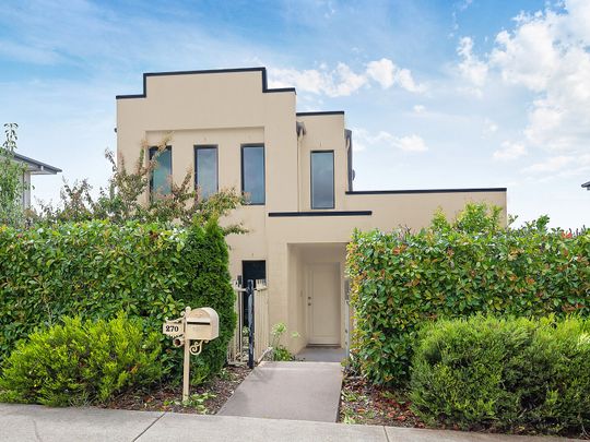 Spacious Family Home - Photo 1