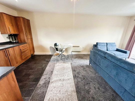 2 bedroom flat to rent - Photo 1