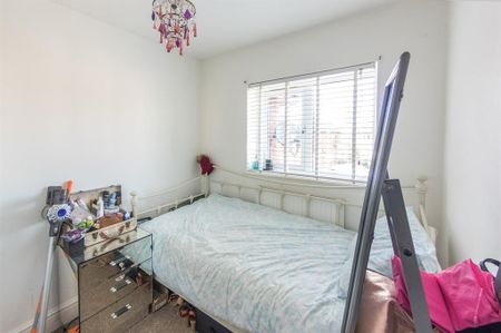 Deemuir Square, CARDIFF - Photo 4