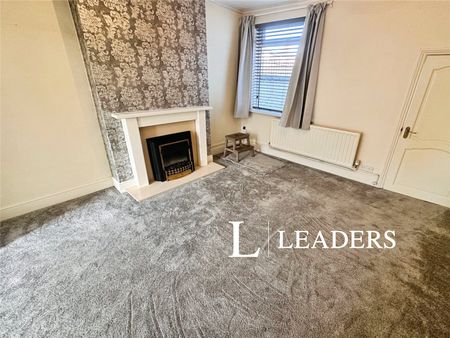 3 bedroom terraced to rent Penfleet Avenue, ST3 - Photo 3