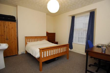 Waterloo Street, Plymouth - Photo 2