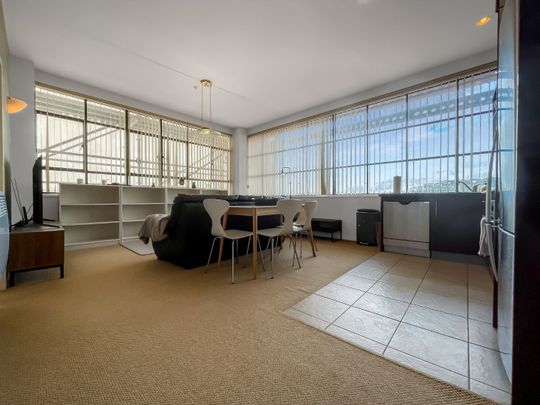 Welcome to 16/125 Thorndon Quay - Photo 1