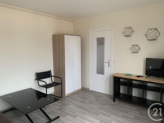 Appartement Studio à louer 1 pièce - 29,50 m2 CHATEAUROUX - 36 - Photo 1