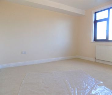 Leamington Drive - Photo 2